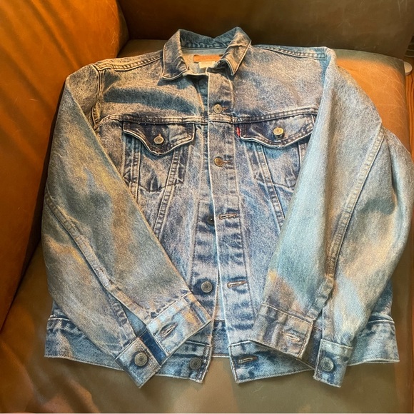 Vintage Levi’s Denim Trucker jacket made in the USA blue denim blue Jean 70s 80s - Picture 3 of 13